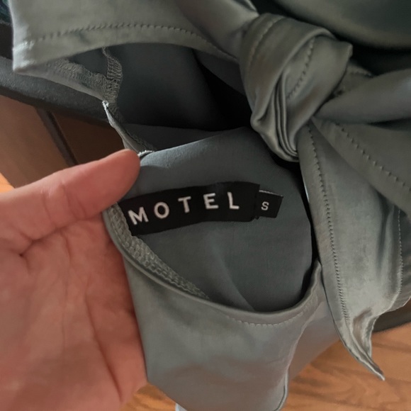 UO Blue Satin Tie-Back Dress - Picture 5 of 5